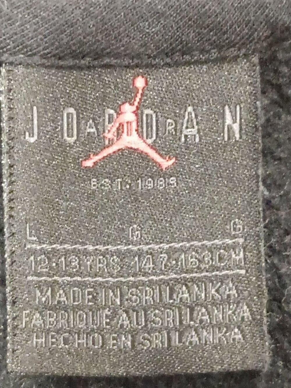 Kids Air Jordan hoodie / black / Size L - Picture 3 of 3
